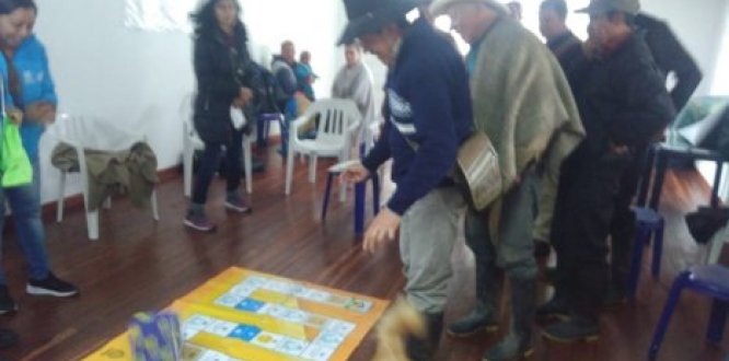 Actividad construyendo los retos de la política pública para las familias Actividad construyendo los retos de la política pública para las familias