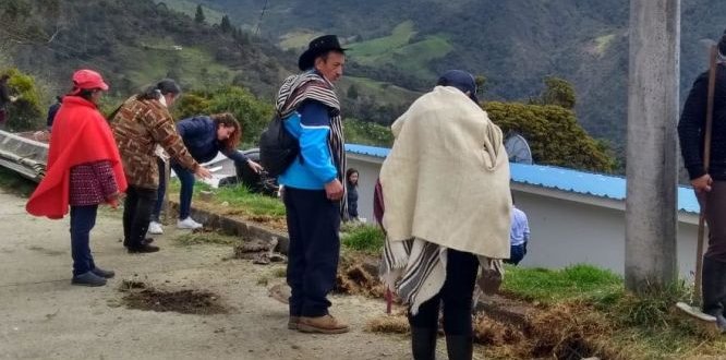 Jornada de limpieza en el Centro Poblado de Betania.