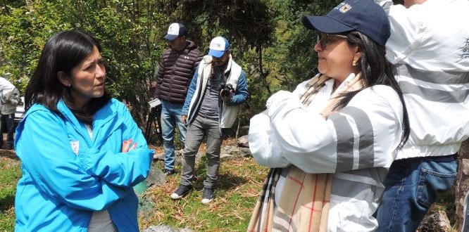 Plantatón presidida por la administración local, a la cual asistió la Personera Distrital Plantatón presidida por la administración local, a la cual asistió la Personera Distrital